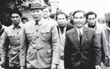[ẢNH] Ảnh ấn tượng về Trung tướng Đồng Sỹ Nguyên dạn dày kinh nghiệm trên nhiều mặt trận